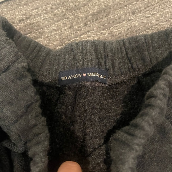 brandy melville grey sweatpants - Picture 2 of 2